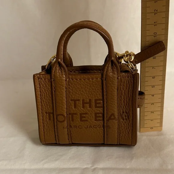 The Nano Tote Bag Charm - Picture 10 of 10